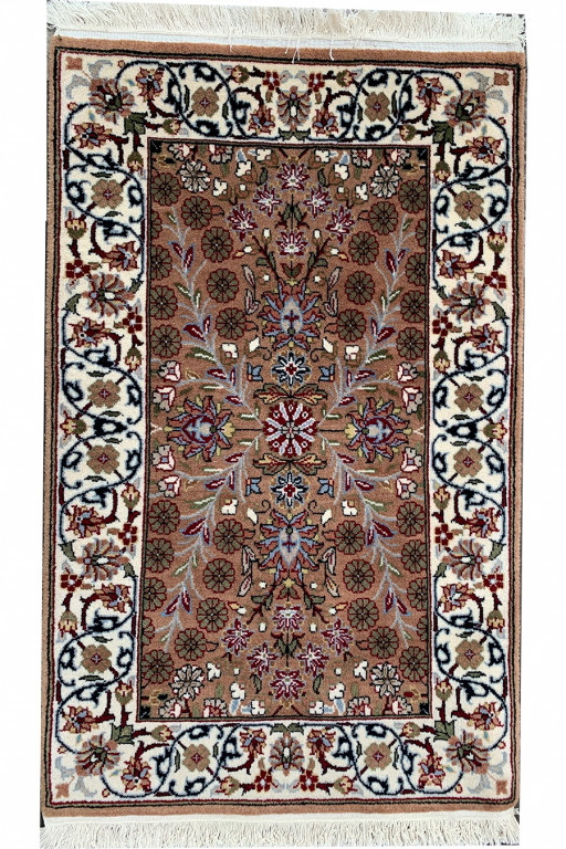 Shirvan Carpet