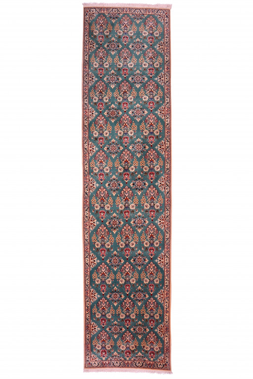 Shirvan Carpet