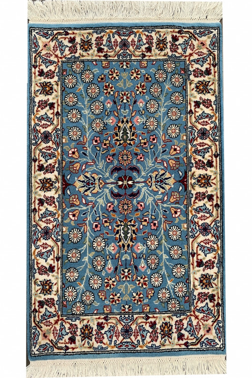 Shirvan Carpet