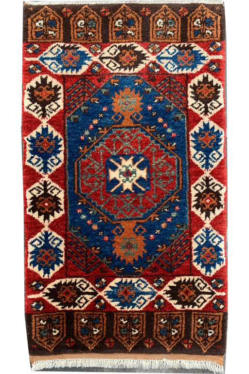 Shirvan Carpet