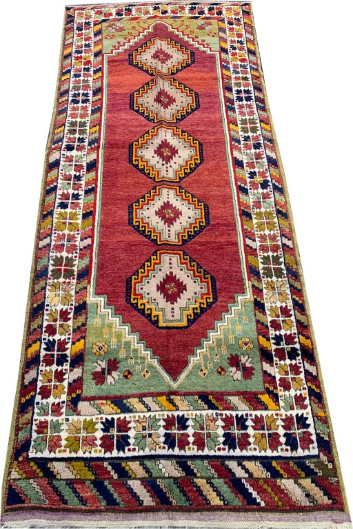 Shirvan Carpet