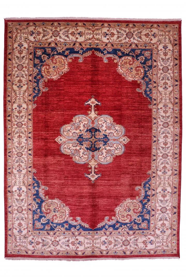 Usak Carpet