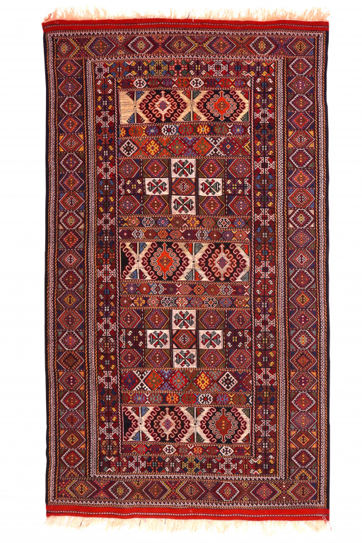 Shirvan Carpet