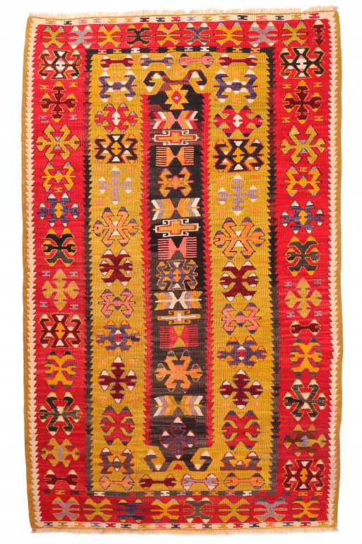 Shirvan Carpet