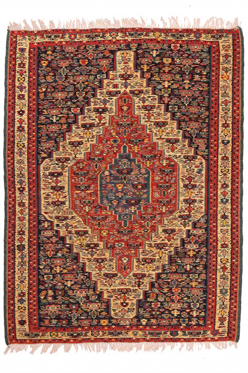 Shirvan Carpet