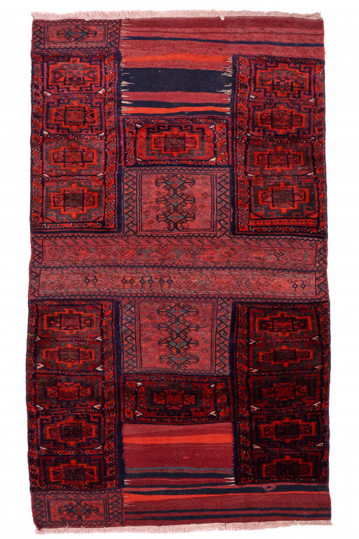 Shirvan Carpet