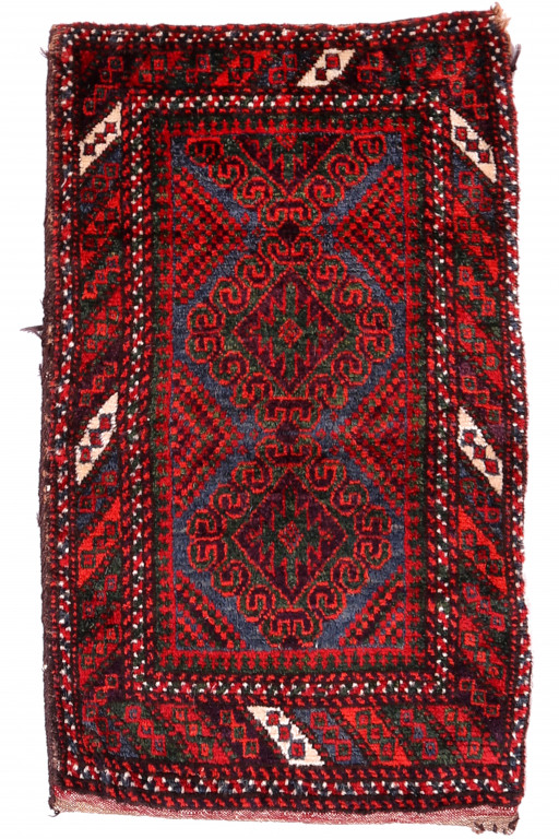 Shirvan Carpet