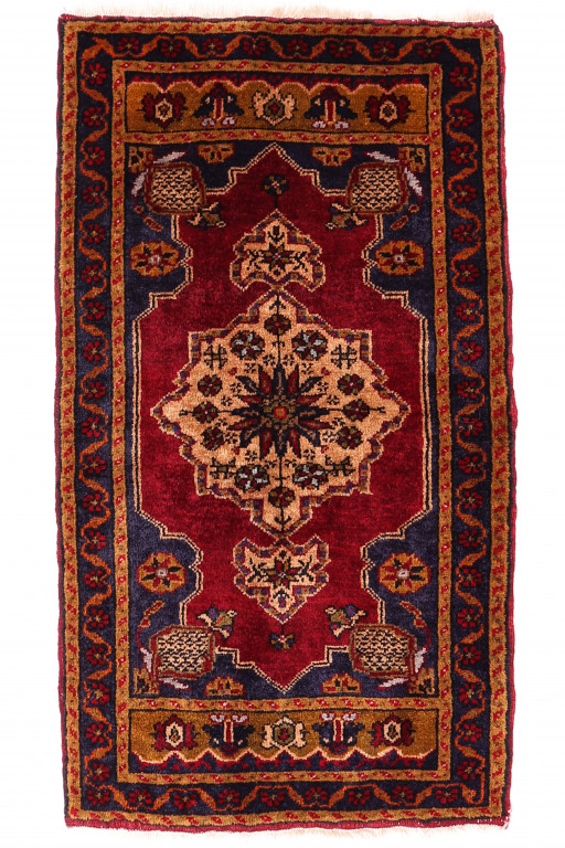 Shirvan Carpet