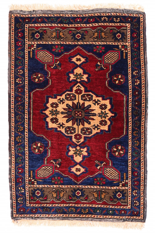 Shirvan Carpet