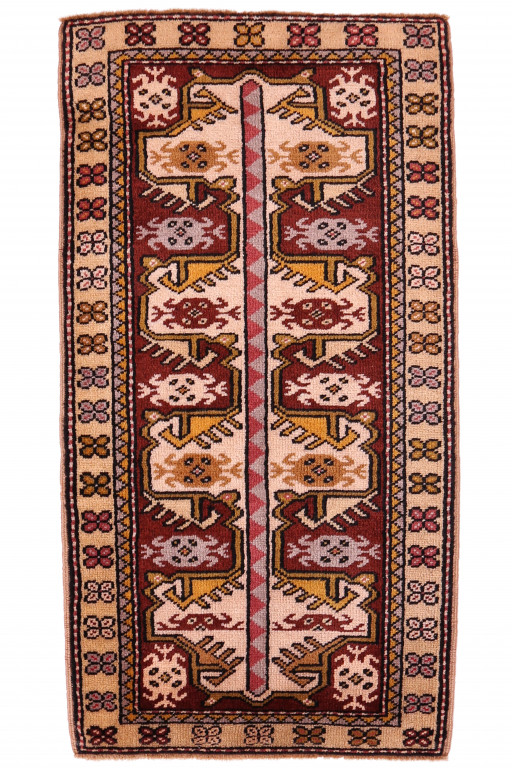 Shirvan Carpet