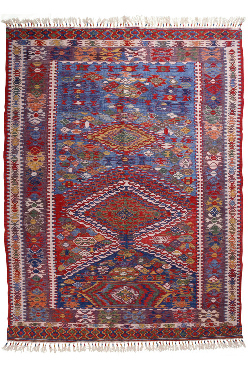 Shirvan Carpet