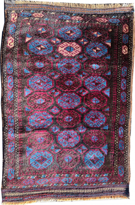 Shirvan Carpet