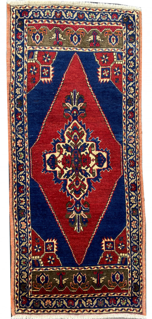 Shirvan Carpet