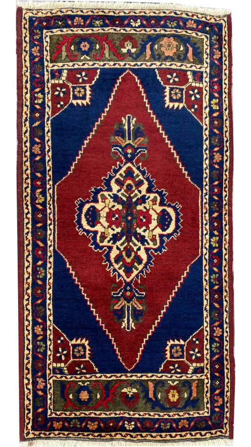 Shirvan Carpet